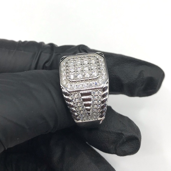 925 Sterling Silver 2.50CT MOISSANITE Men's Ring size 10 or 11 - Picture 14 of 15